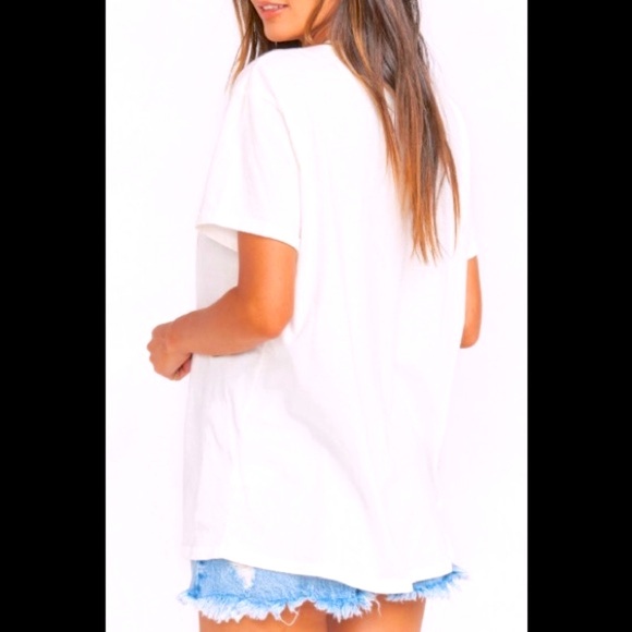 💋🌞SUNSHINE & FEELIN’ FINE 🌞 Distressed Vintage Style Short Sleeve T-Shirt - Picture 6 of 6